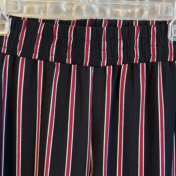 Wide leg pants - Picture 3 of 7